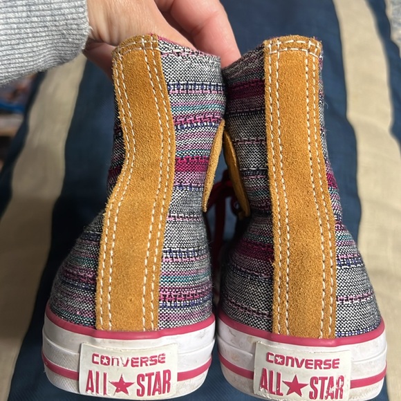 Like new Converse Kids size 4.5 excellent, like new condition - Picture 4 of 4